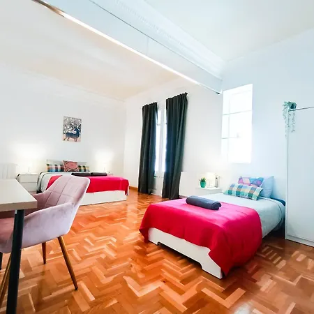 - Casanova Hostel Barcelona